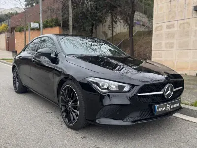 Usado Mercedes CLA200 163 CV (119 kW) 2019 Negro Berlina