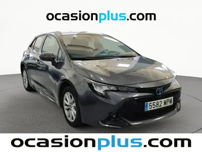 Używany Toyota Corolla Active 140 KM (102 kW) 2024 Szary Sedan/Limuzyna