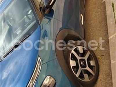 Usado Citroën C4 Cactus Shine 102 CV (75 kW) 2019 Verde Utilitario