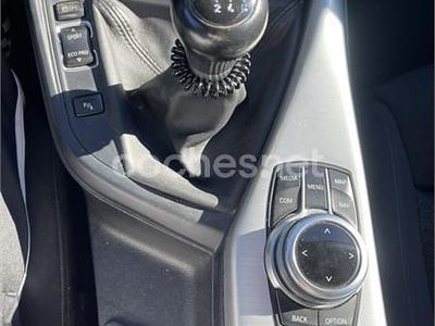 Usado BMW 118 Executive 150 CV (110 kW) 2018 Rojo Utilitario