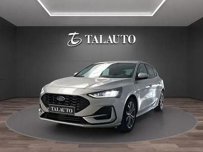 Begagnad Ford Focus ST-Line 125 HK (91 kW) 2023 Grå