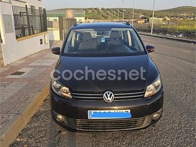 Usado VW Touran Advance 105 CV (77 kW) 2012 Negro Monovolumen
