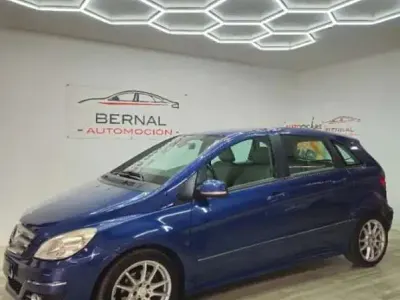 Usado Mercedes B180