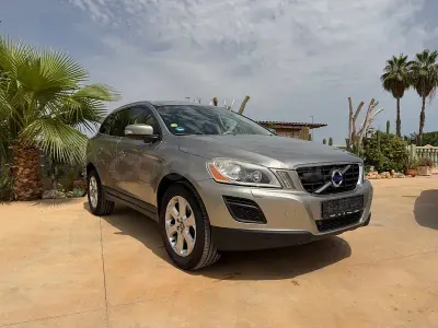 Usado Volvo XC60 Summum 215 CV (158 kW) 2012 Beige SUV