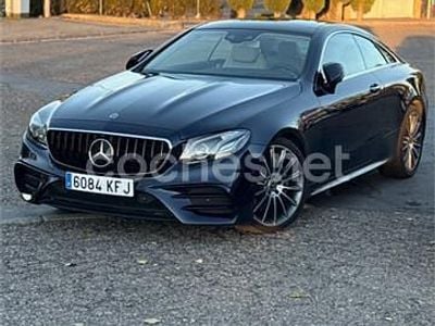 Azul Usado 2017 Mercedes E220 Coupe | 29.500 € (Precio justo)