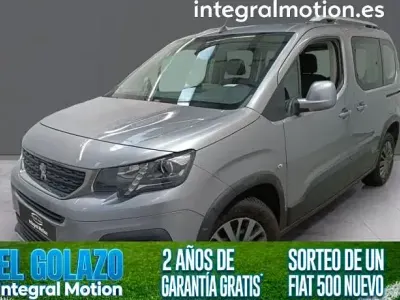 Usado Peugeot Rifter Allure 102 CV (75 kW) 2021 Monovolumen