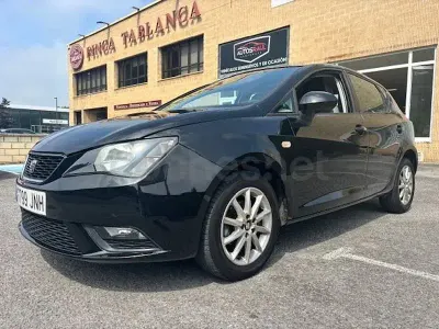 Usado Seat Ibiza ST Reference 90 CV (66 kW) 2016 Negro Familiar