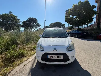 Usado Citroën C3 PureTech 68 CV (50 kW) 2014 Blanco Berlina
