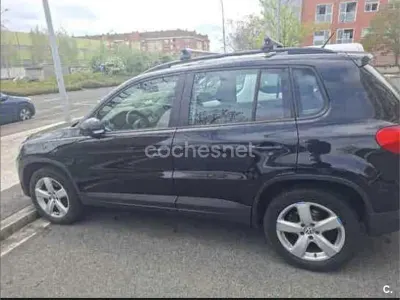 Używany VW Tiguan 140 KM (102 kW) 2011 Czarny SUV