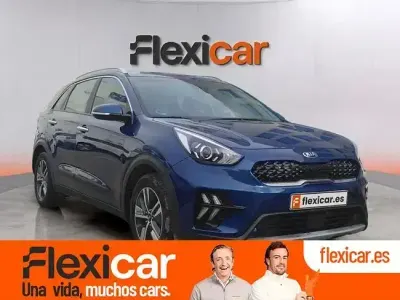 Usado Kia Niro 141 HP (103 kW) 2021 Azul SUV