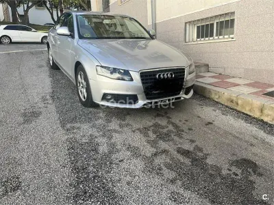 Usado Audi A4 140 CV (102 kW) 2008 Gris / plata Familiar