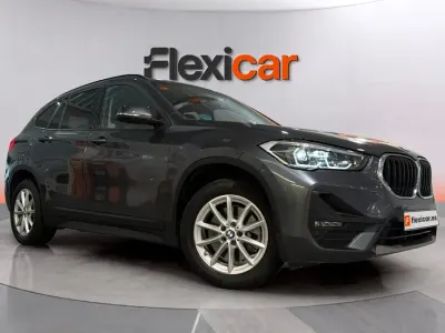 Usado BMW X1 190 CV (139 kW) 2021 Gris SUV