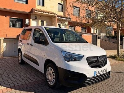 Usado Opel Combo Life Business Edition 102 HP (75 kW) 2023 Branco Monovolume