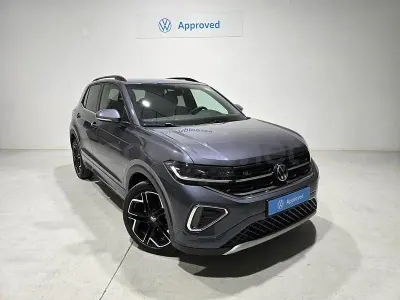 Usado VW T-Cross R-line 116 CV (85 kW) 2025 Gris SUV