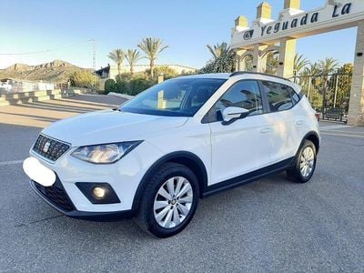 Begagnad Seat Arona Style 95 HK (69 kW) 2019 Vit SUV