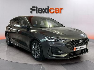 Usado Ford Focus ST-Line 155 CV (114 kW) 2023 Gris Berlina