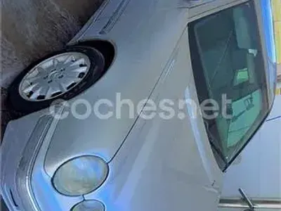 Usado Mercedes E270 Avantgarde 170 CV (125 kW) 2000 Gris / plata Berlina