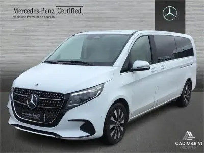 Begagnad Mercedes V300 Avantgarde 239 HK (175 kW) 2025 Vit Minibuss