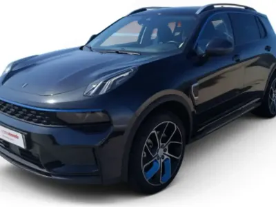 Usado Lynk & Co 01 261 CV (191 kW) 2022 Negro SUV