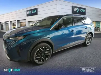 Usado Peugeot 5008 Allure 145 CV (106 kW) 2025 Azul SUV