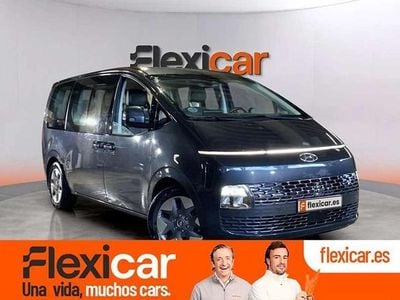 Usado Hyundai Staria 177 CV (130 kW) 2023 Azul Monovolumen