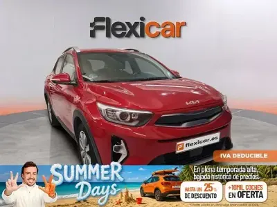 Usado Kia Stonic 100 CV (73 kW) 2024 Rojo SUV