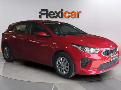 Usado Kia Ceed 115 CV (84 kW) 2020 Rojo Utilitario