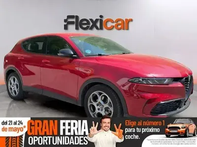 Usado Alfa Romeo Tonale Sprint 130 CV (95 kW) 2022 Rojo SUV