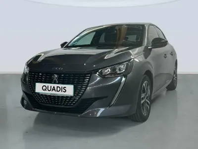 Usado Peugeot 208 Allure 101 CV (74 kW) 2022 Gris Utilitario