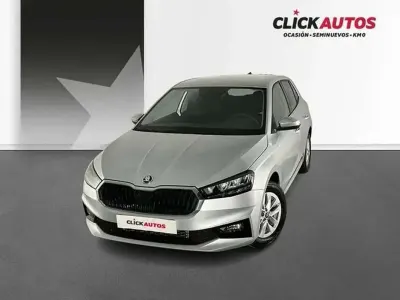 Usado Skoda Fabia Selection 116 CV (85 kW) 2025 Plateado Utilitario