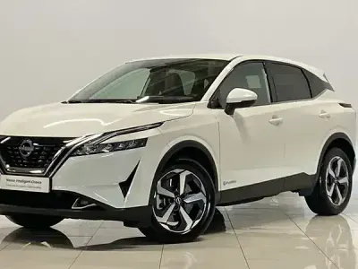 Usado Nissan Qashqai N-Connecta 190 CV (139 kW) 2023 Lunar white (perlada) SUV