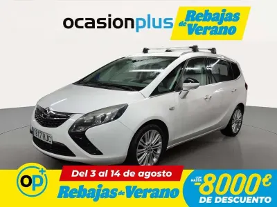 Usado Opel Zafira Tourer Excellence 165 CV (121 kW) 2012 Blanco Monovolumen