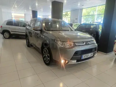 Usado Mitsubishi Outlander P-HEV