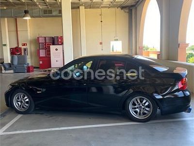 Negro Usado 2005 BMW 318 Berlina | 5500 €