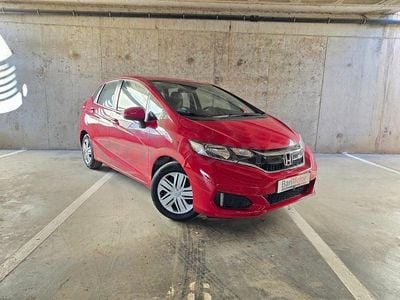 Usado Honda Jazz Trend 102 CV (75 kW) 2020 Rojo Utilitario