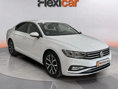 Usado VW Passat Executive 151 CV (111 kW) 2020 Blanco Berlina