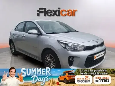 Usado Kia Rio 100 CV (73 kW) 2019 Gris