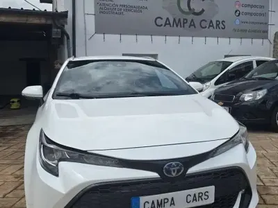 Usado Toyota Corolla Business Edition 122 CV (89 kW) 2021 Blanco Familiar