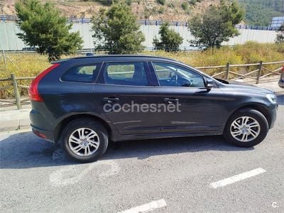 Käytetty Volvo XC60 Kinetic 150 HP (110 kW) 2017 Harmaa Katumaasturi