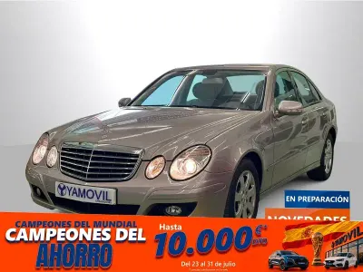Usado Mercedes E200 Classic 183 CV (134 kW) 2007 Gris / plata Berlina