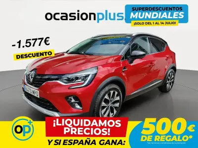Usado Renault Captur Techno 90 CV (66 kW) 2024 Rojo SUV
