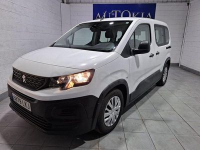 Usado Peugeot Rifter Access 100 CV (73 kW) 2020 Blanco Monovolumen