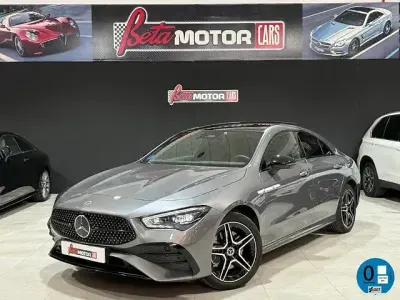 Usado Mercedes CLA250e 218 CV (160 kW) 2024 Gris Coupe
