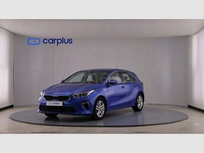 Usado Kia Ceed 120 CV (88 kW) 2020 Blue flame (metalizado) Utilitario