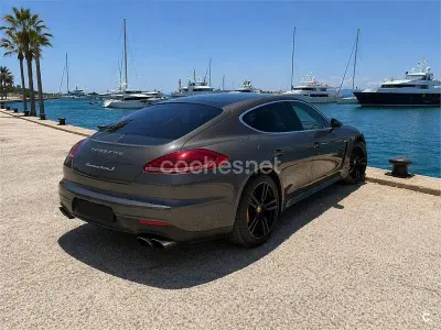 Usado Porsche Panamera Turbo S 550 CV (404 kW) 2014 Gris / plata Utilitario