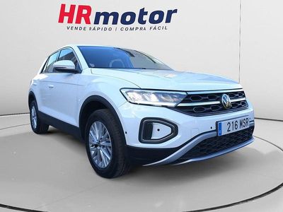 Usado VW T-Roc 116 CV (85 kW) 2024 Gris SUV
