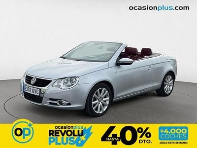 Usado VW Eos 140 CV (102 kW) 2010 Gris plata Descapotable