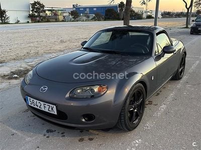 Usado Mazda MX5 Active 126 CV (92 kW) 2008 Gris / plata Descapotable