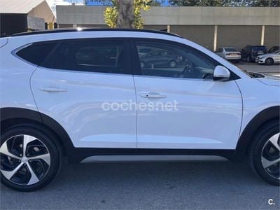 Usado Hyundai Tucson Style 176 CV (129 kW) 2016 Blanco SUV