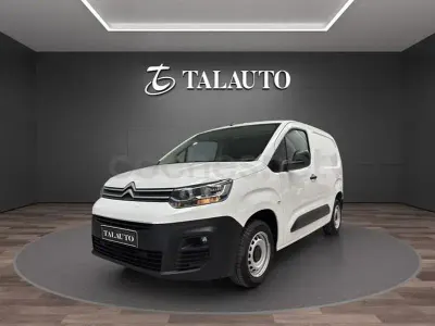 Usado Citroën e-Berlingo Live 102 CV (75 kW) 2021 Blanco Monovolumen
